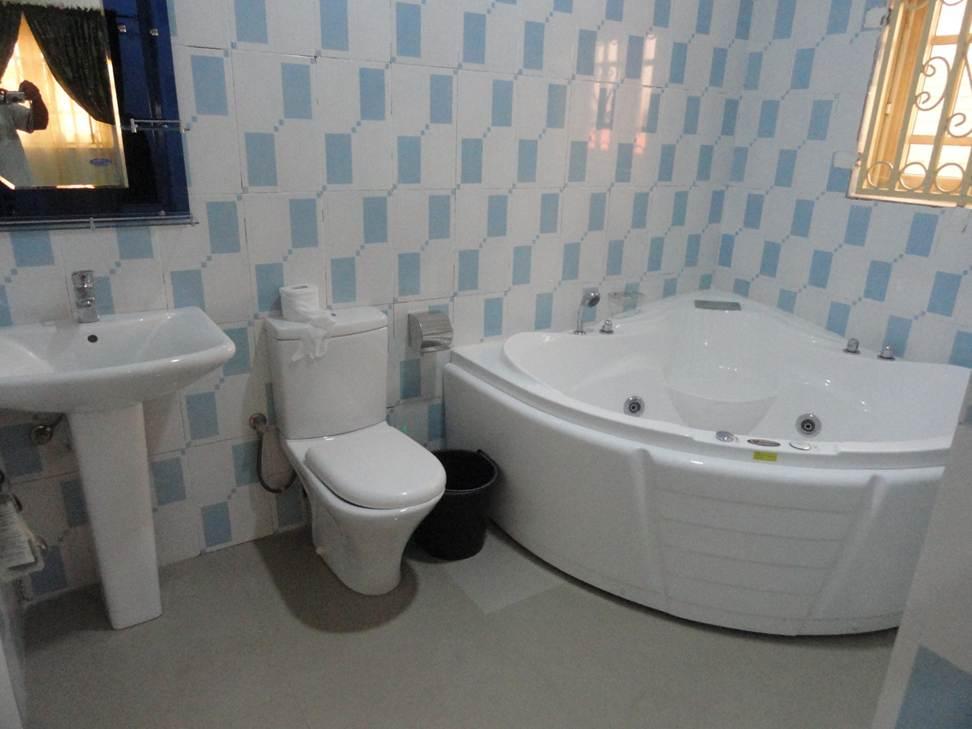 Jacuzzi Recovery Bath
